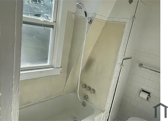 1606 W Dartmouth St — Photo 13