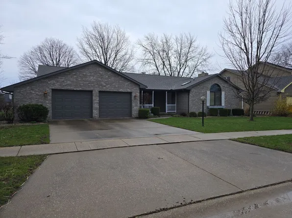 1508 Glenshire Dr, Champaign, IL 61822