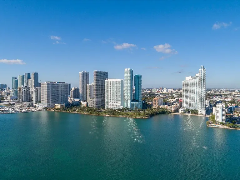 1900 N Bayshore Dr #4504 — Photo 31