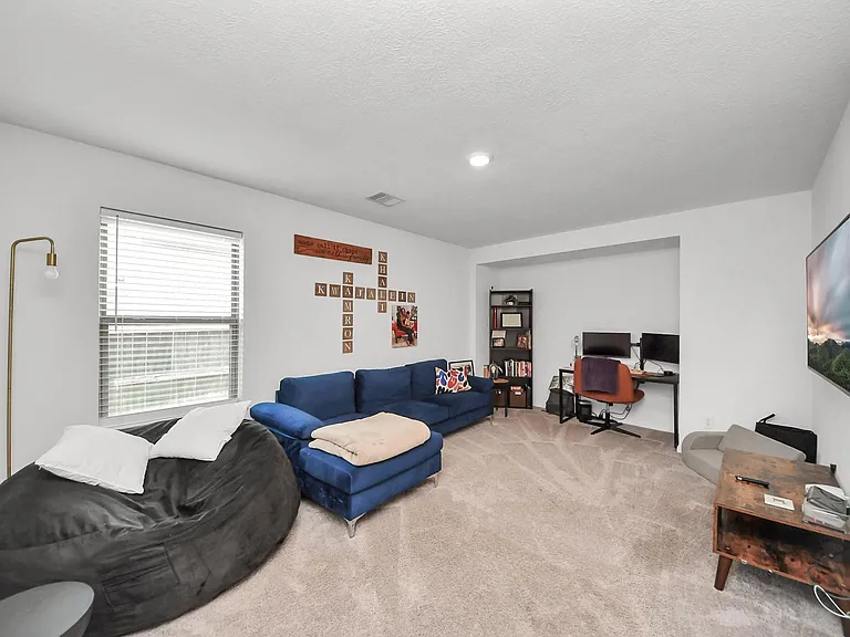 1509 Portola Dr — Photo 12