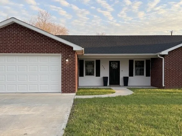 132 Maple Street, Hanover, IN 47243