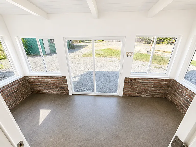 3682 Bay Ave — Photo 38