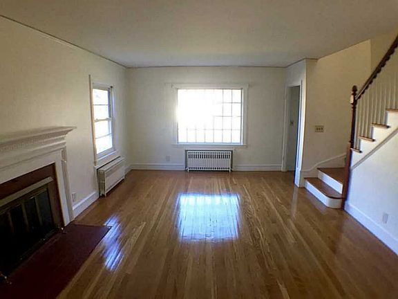 4th image of 15 Rich St