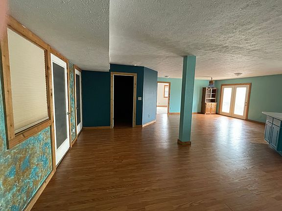 4th image of 60 N Van Buren St APT 10