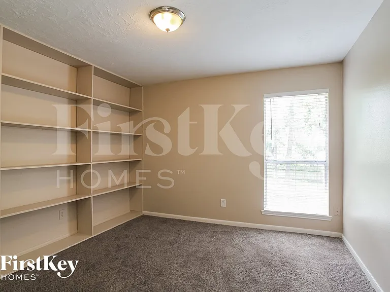 4754 Hickory Downs Dr — Photo 11