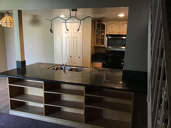 3rd image of 1232 Chalmette Ave #3