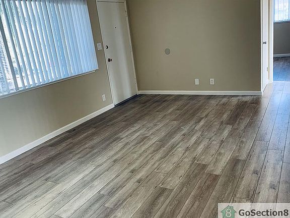 2nd image of 5555 Bancroft Ave #D