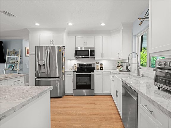 5th image of 11773 SW 53rd Street