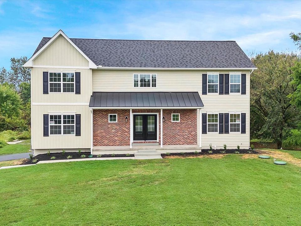 1st image of 704 Bullen Dr
