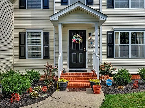3rd image of 8112 Asheville Ct