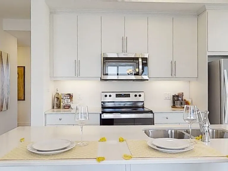 234 Edgevalley Rd #82 — Photo 33