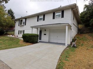 899 Valley Rd, Charleston, WV 25302