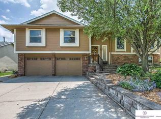 17041 M St, Omaha, NE 68135
