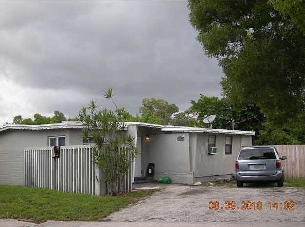 1st image of 1511 NW 11th St