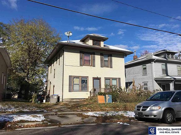 2nd image of 2342 Garfield St