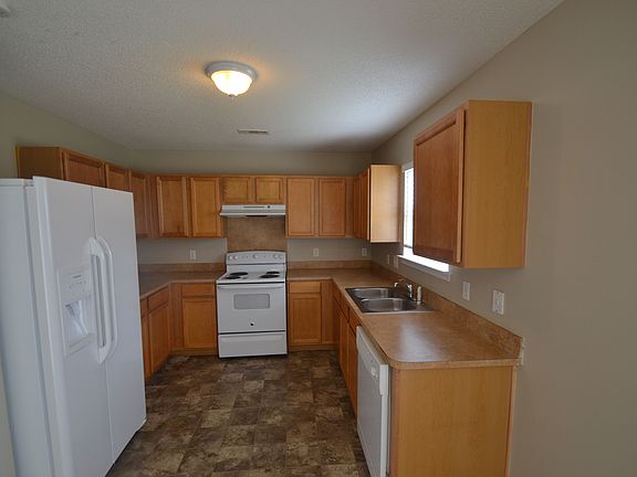 3rd image of 7421 Aragorn Ln