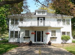 1482 N 2401st Rd, Ottawa, IL 61350