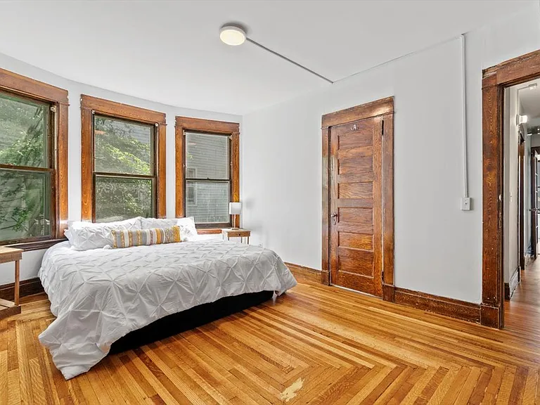 212 Maple St #1 — Photo 19