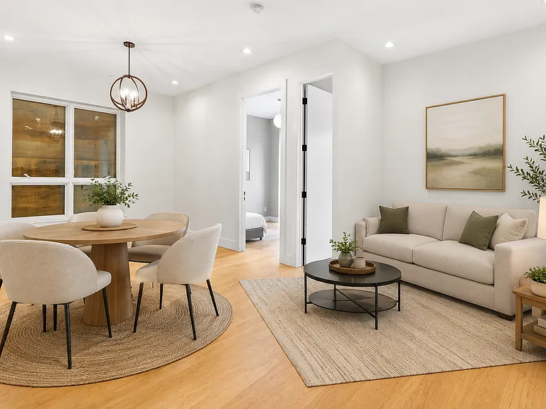 924 De Kalb Ave #403A — Photo 3