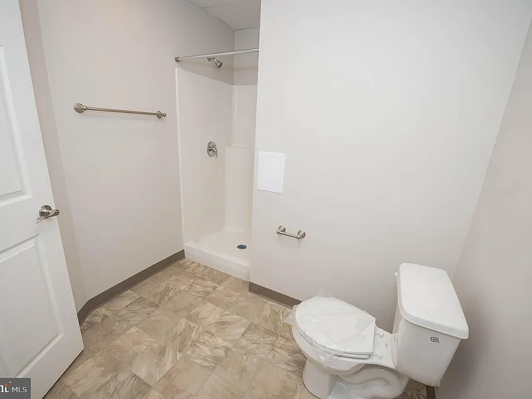 123 Bateman St #2-206C — Photo 53