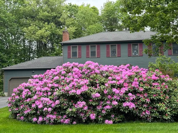 3 Sherbrooke Dr, Paxton, MA 01612