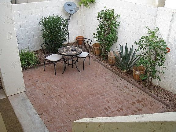 2nd image of 1163 N Granada Dr