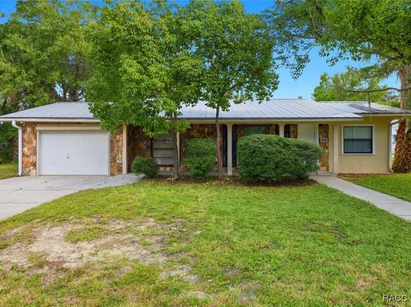 307 NE 4th Ave, Crystal River, FL 34429