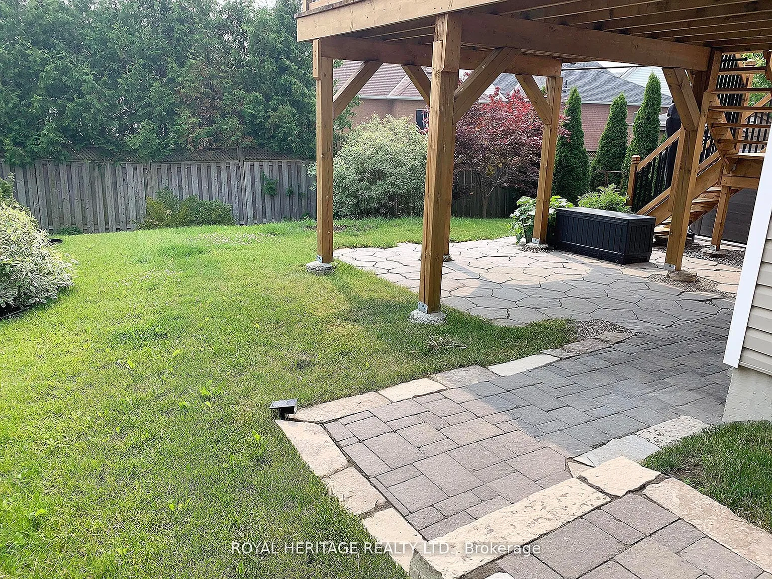 3 bed, $2,200 — Photo 2
