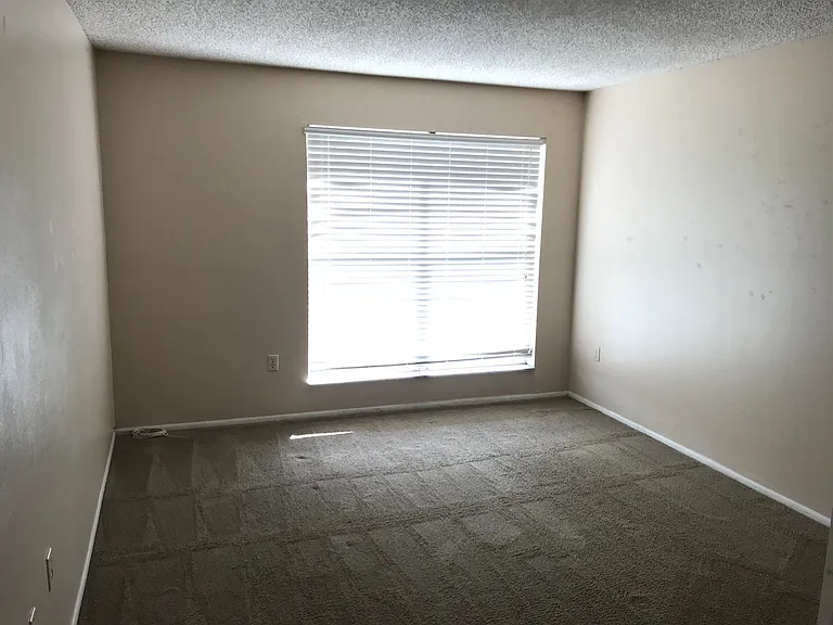 1810 Caralee Blvd — Photo 12