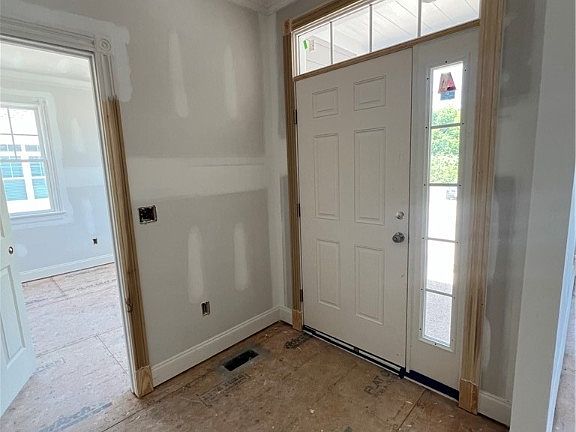 3rd image of 4133 Ambergrove Ave