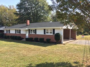 102 Croydon Rd, Spartanburg, SC 29301