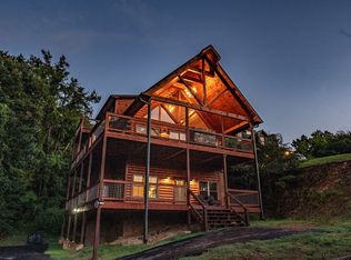 (Undisclosed Address), Pigeon Forge, TN 37863