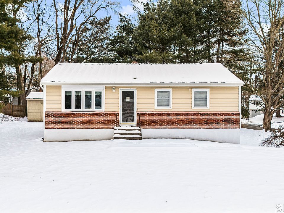 1st image of 117 Lone Oak Drive