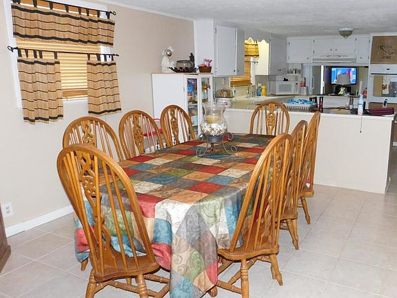 3rd image of 1095 Earlene Ln