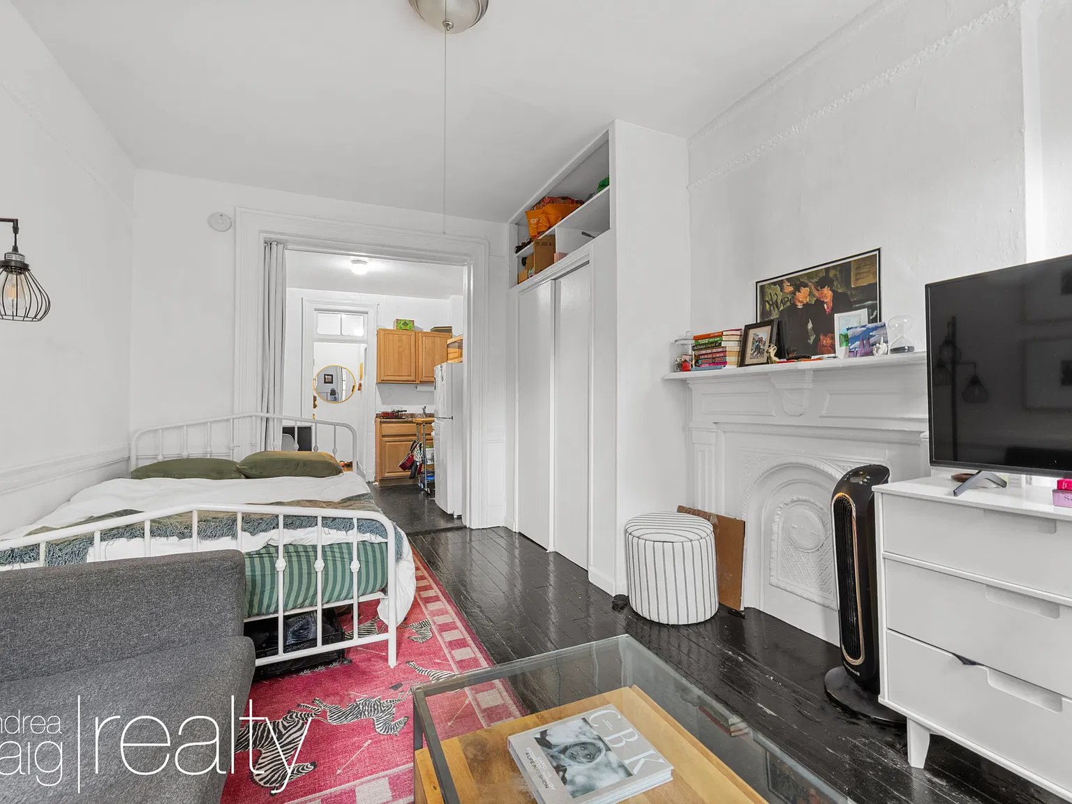 219 East 26th Street — Photo 2
