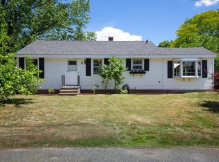 9 Gloucester Rd, North Grafton, MA 01536