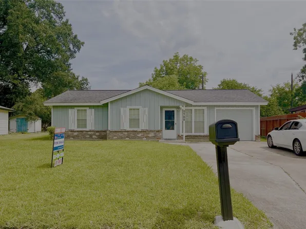 7702 Claiborne St, Houston, TX 77016