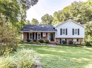 205 Woodburn Dr, Taylors, SC 29687