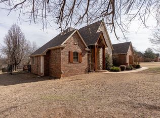1208 N Sara Rd, Tuttle, OK 73089