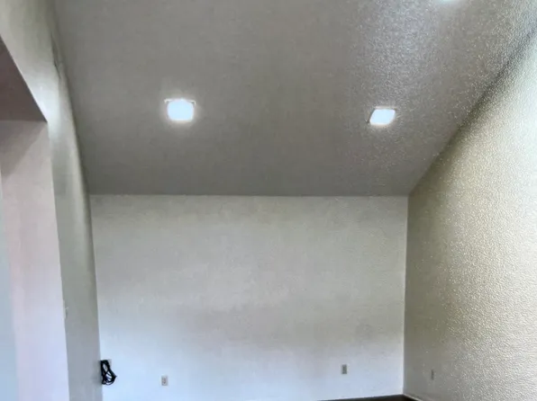 1435 W Fairmont St #1435, Longview, TX 75604