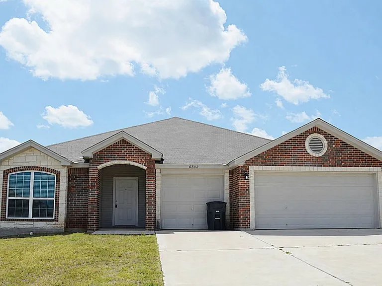 6702 Keechi Valley Dr — Photo 1