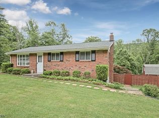 510 Harmony Brass Castle Rd, Phillipsburg, NJ 08865