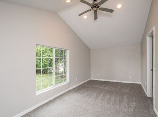 2009 63rd St, Des Moines, IA 50322