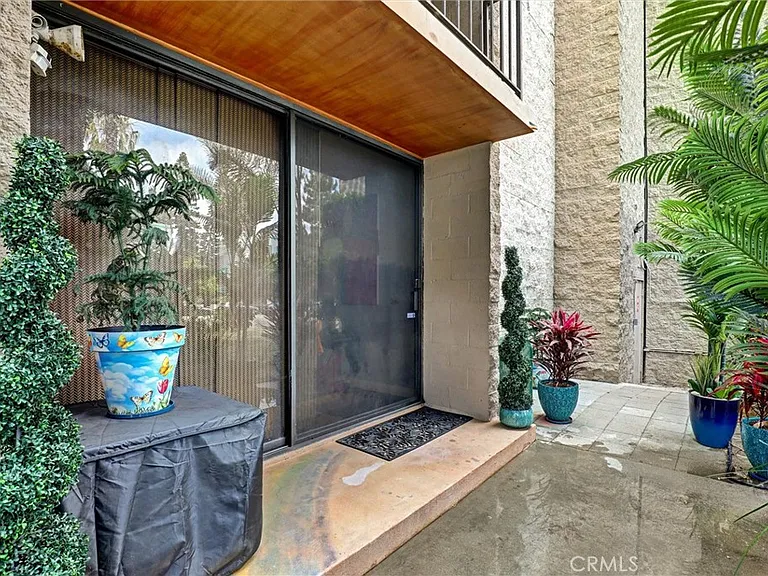 1750 E Ocean Blvd #101 — Photo 23