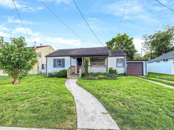 335 E Wyoming Ave, Absecon, NJ 08201