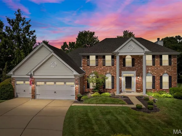 17212 Bluffview Ridge Pl, Chesterfield, MO 63005