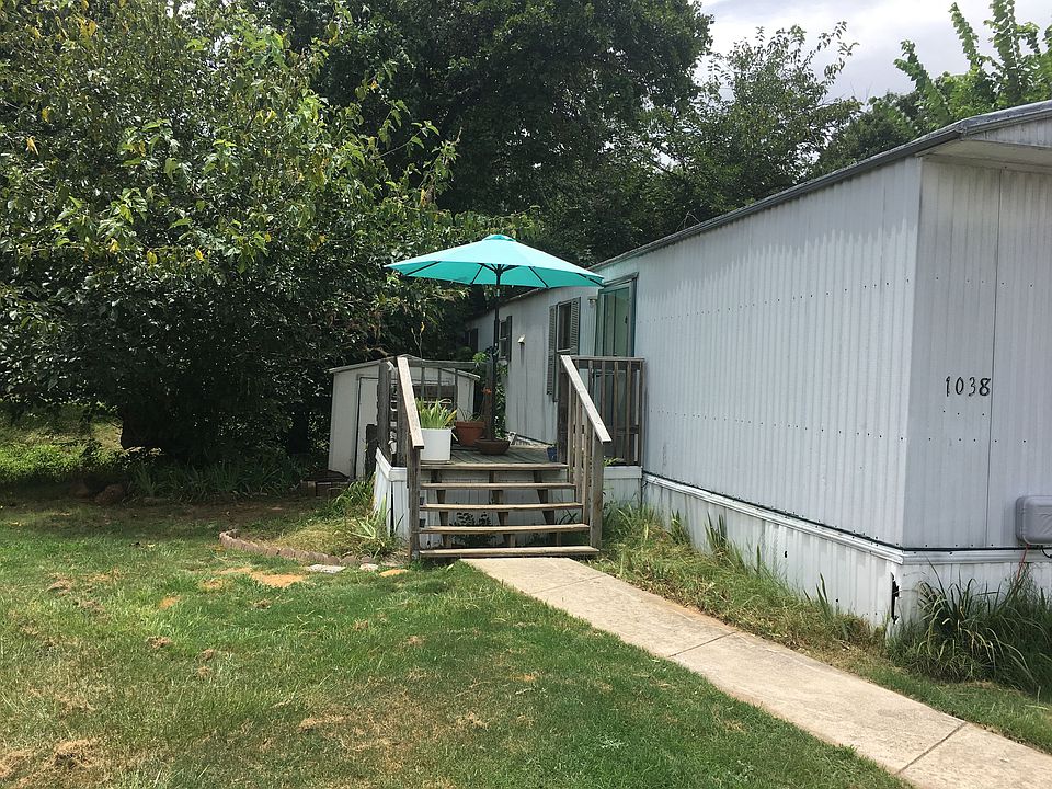 1st image of 1038 Breezy Oaks