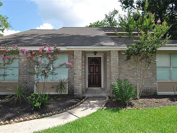2nd image of 3714 Wood Dale Dr