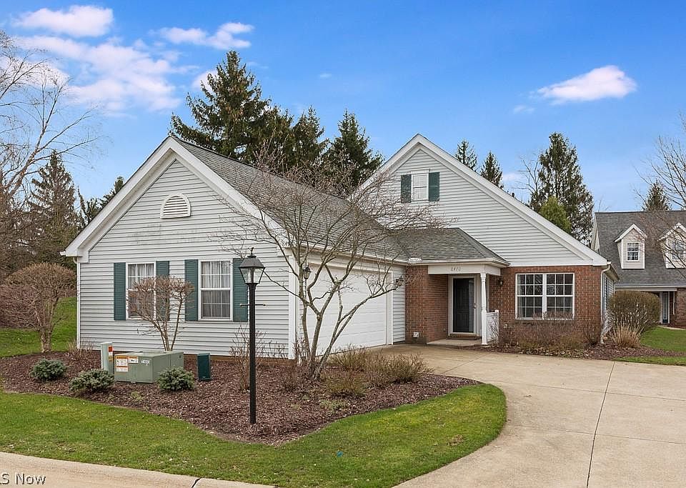 1st image of 8470 Waterside Dr