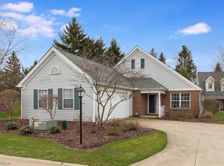 8470 Waterside Dr, Northfield, OH